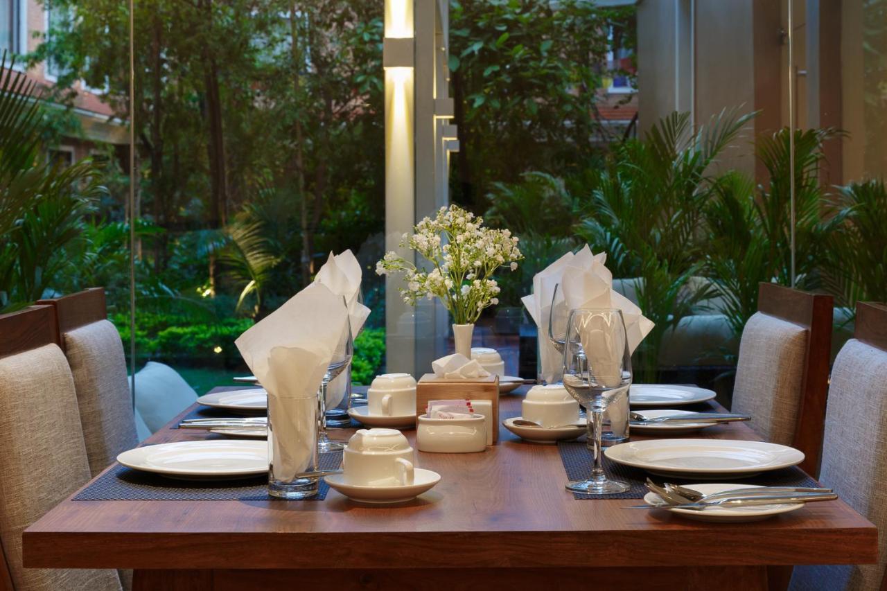 Hotel Thrive, A Tropical Courtyard Kathmandu Exterior photo